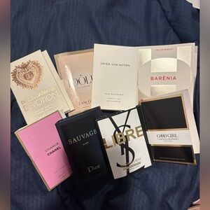 8pcs random parfum samples